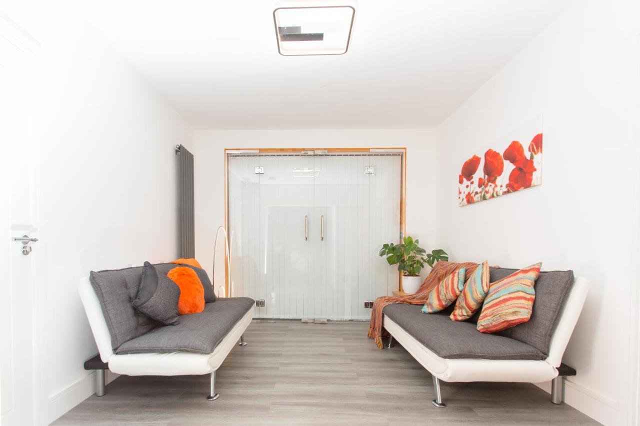 Legoland Heathrow Windsor Apartment Hotel Σλόουθ Εξωτερικό φωτογραφία