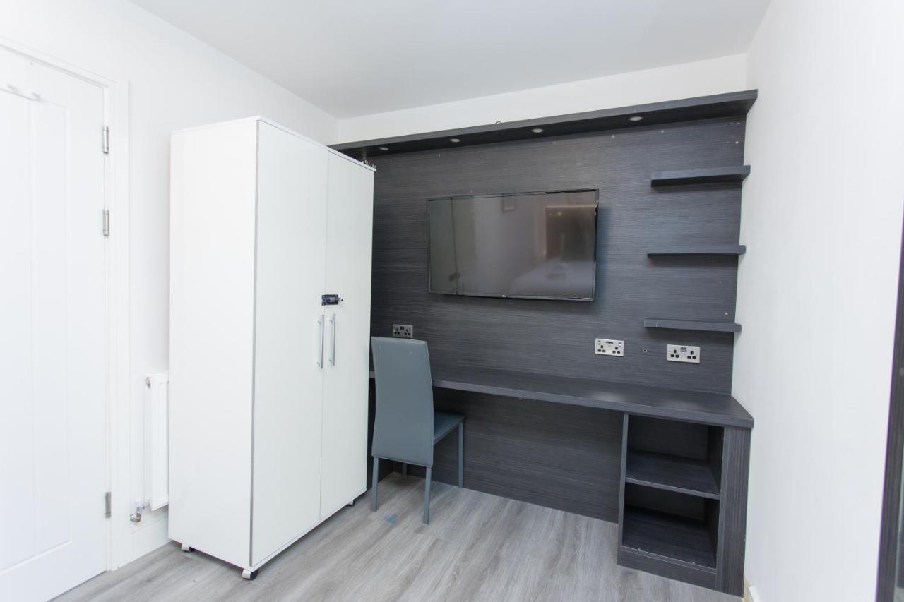 Legoland Heathrow Windsor Apartment Hotel Σλόουθ Εξωτερικό φωτογραφία